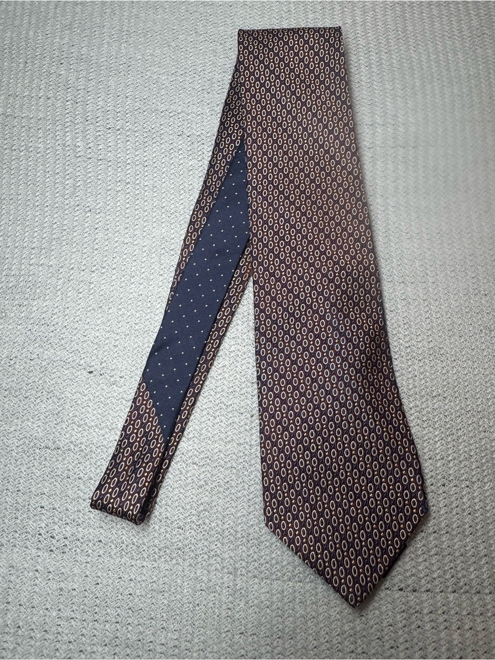 Tommy Hilfiger Brown Silk Tie with Navy Inner Accent